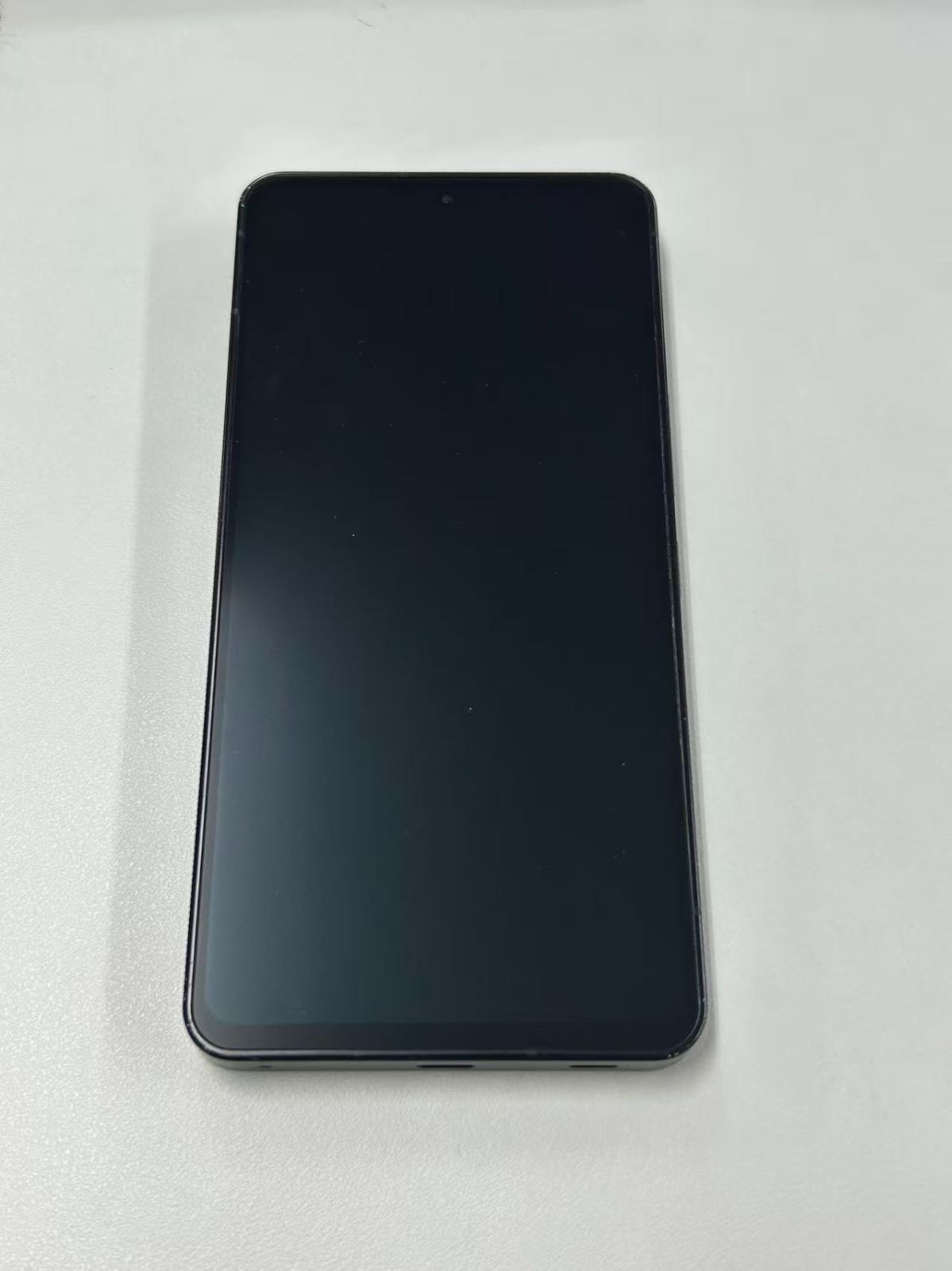 スマートフォン・携帯電話 【ジャンク品】Leitz phone 3