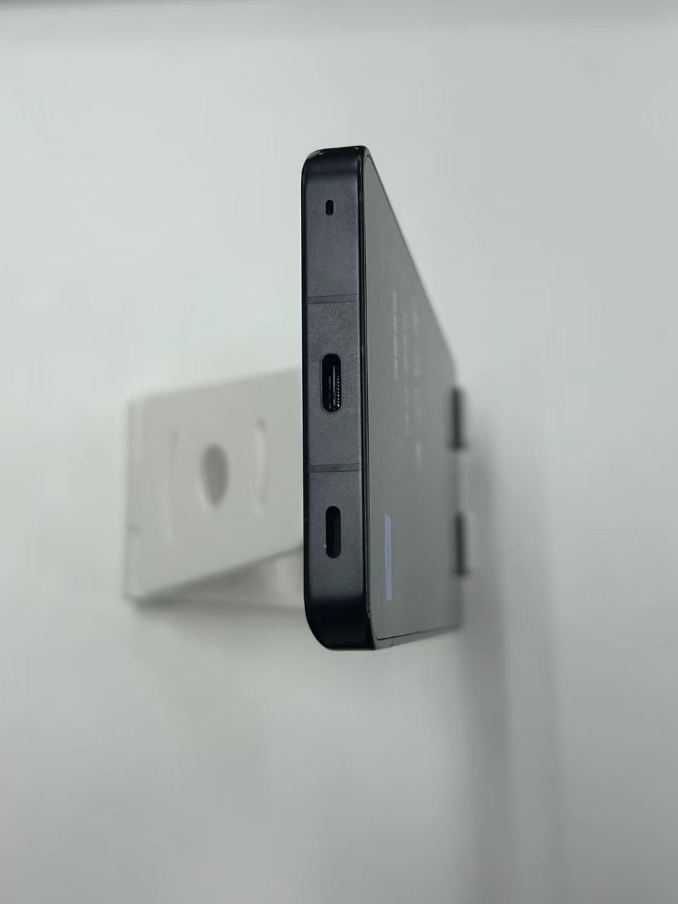 Leitz Phone 3 本体 ジャンク スマートフォン・携帯電話 【ジャンク品】Leitz phone 3