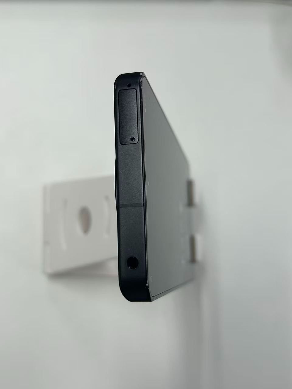 Leitz Phone 3 本体 ジャンク スマートフォン・携帯電話 【ジャンク品】Leitz phone 3