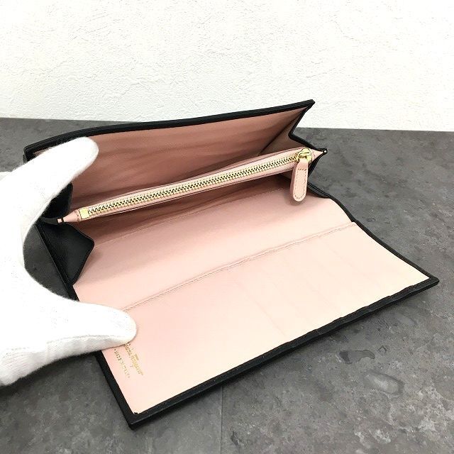 474 送料込み！ 極美品 Salvatore Ferragamo 長財布 ヴァラ ブラック 