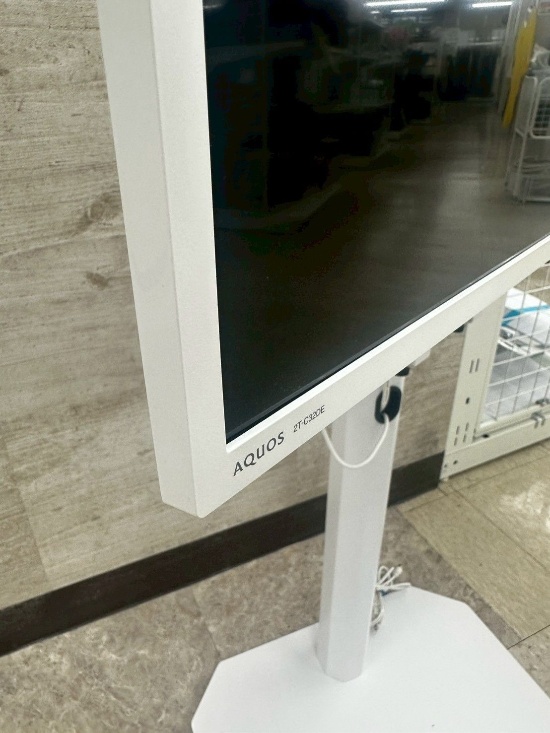 ★リユースのサカイつくば店★TK8874 SHARP 液晶テレビ 2T-C32DE 32インチ 21年製 動作確認／クリーニング済み　【リユースのサカイつくば店】 ☆リユースのサカイつくば店☆TK8874 SHARP 液晶テレビ 2T-C32DE 32