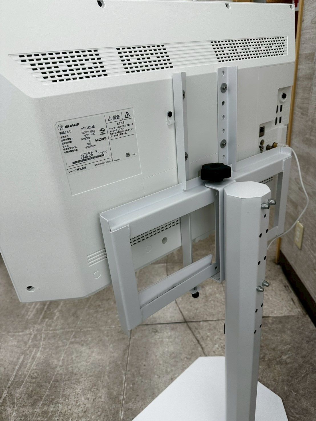 リユースのサカイ高崎店（関東地域限定販売） SHARP 液晶テレビ32