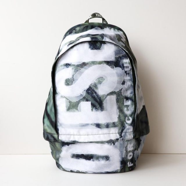 並行輸入品】ディーゼル リュック バックパック レディース カモ柄 