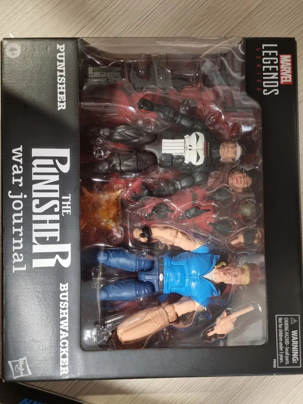 マーベルレジェンド パニッシャー ウォージャーナル 2パック 単品 Marvel Legends The Punisher War Journal 6 Inch Action Figure 2