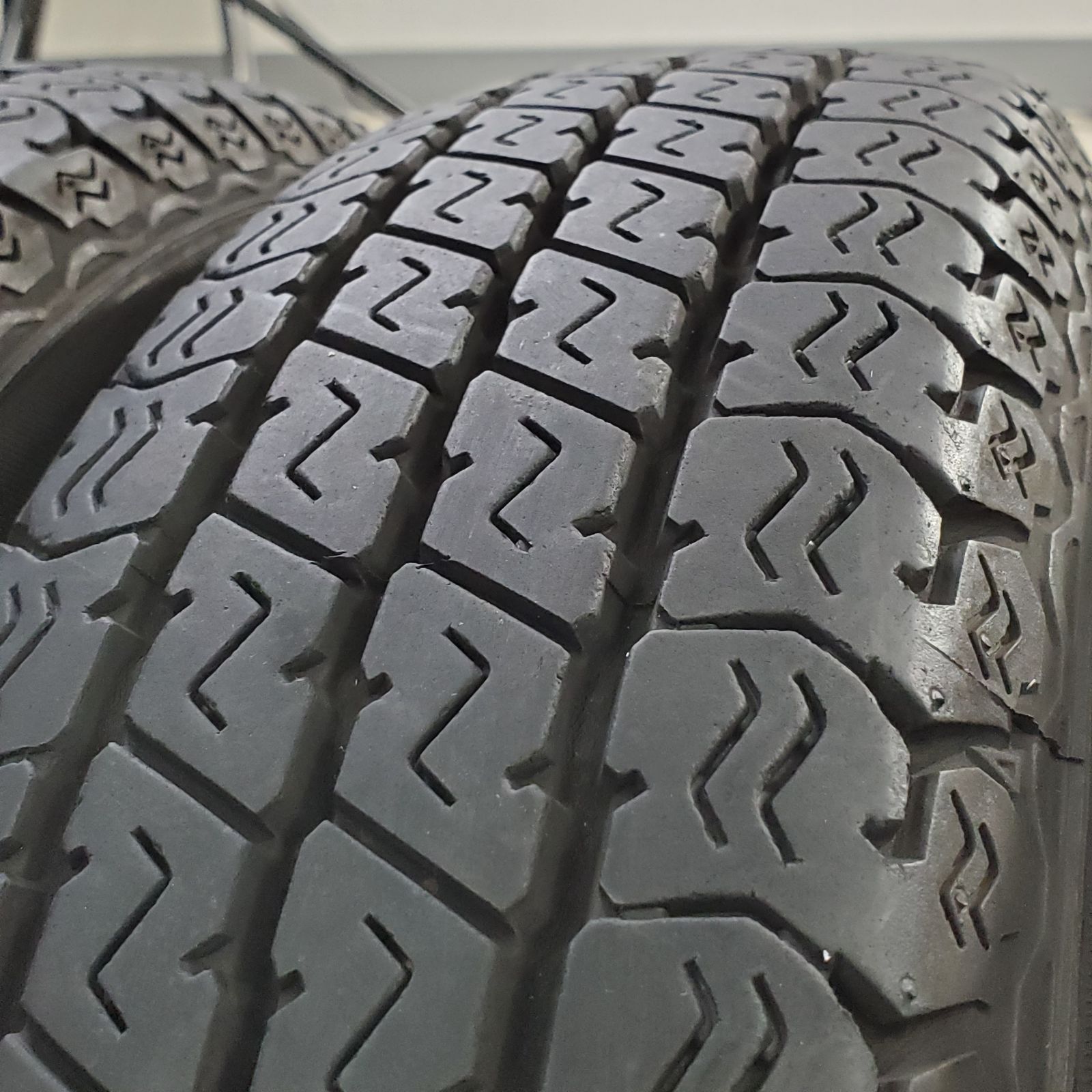 ダイハツ純正スチール！カスタムカラー！ヨコハマ SUPER VAN 356 145/80R12 80/78N LT新品タイヤ付き！ハイゼット、ピクシス、アトレーなど ヨコハマタイヤ（YOKOHAMA TIRE） 145/80R12 80/78N スーパーバン