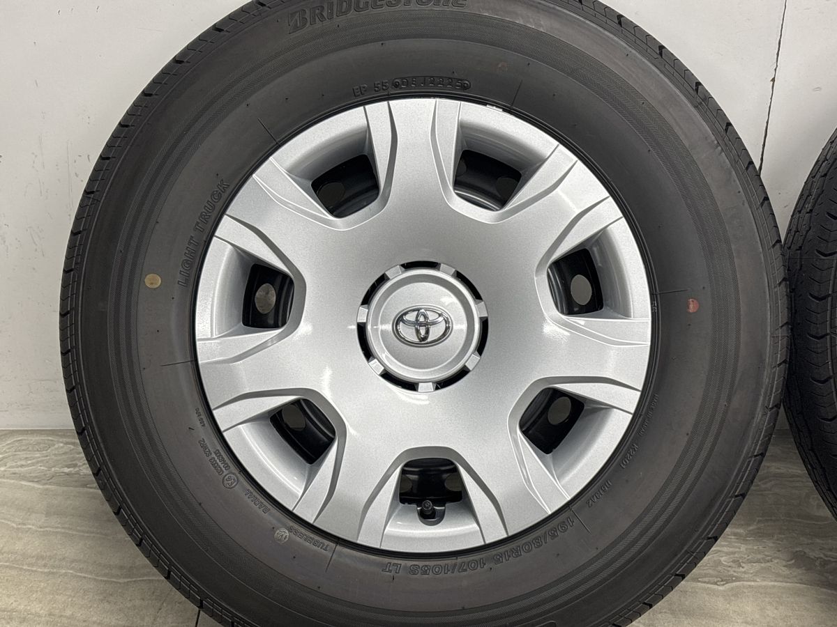 2025年製 新車外し品】トヨタ ハイエース 純正 スチール 15in 6J +33