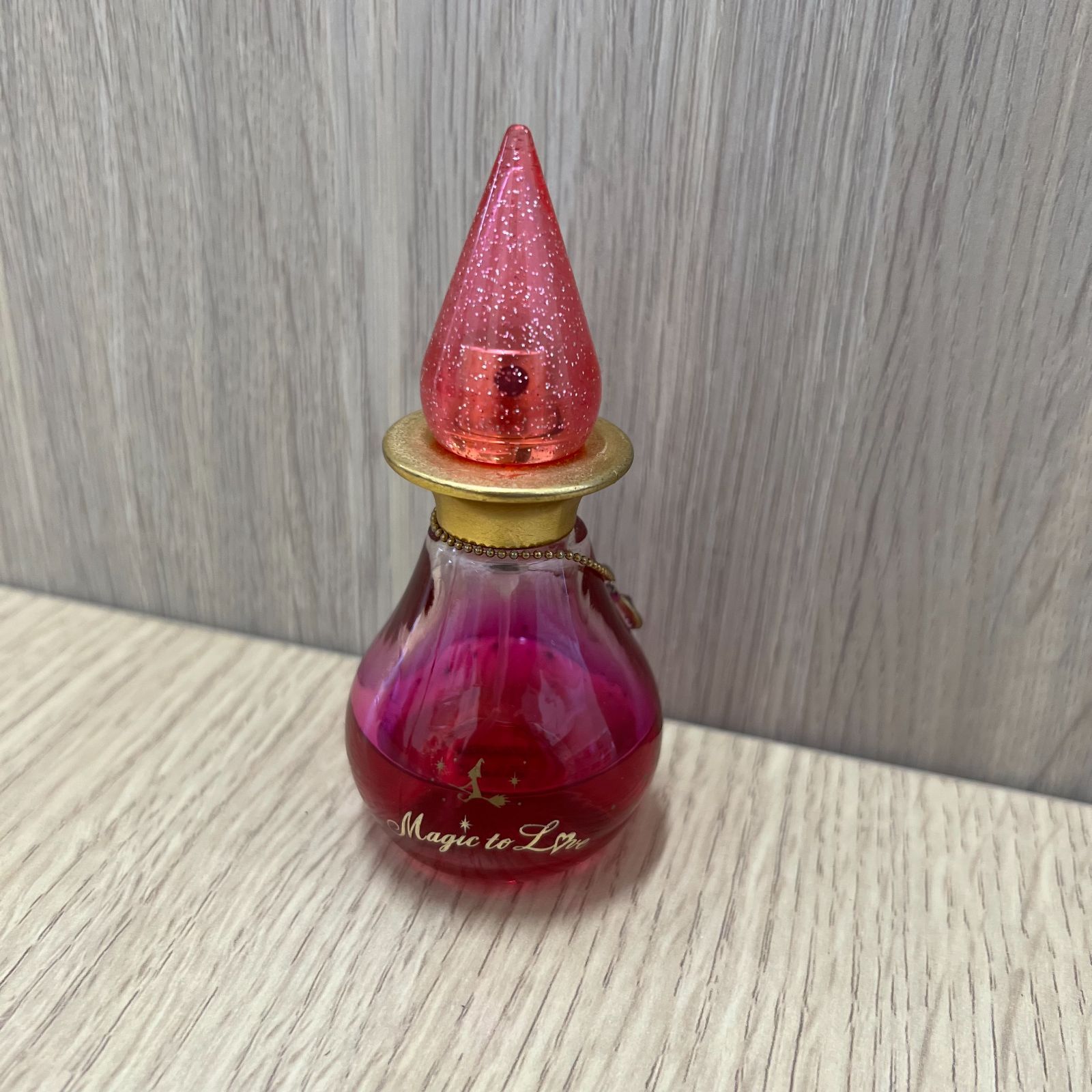 Y0444]ラブ＆ピース マジックトゥラブ オードパルファム 香水 30ml