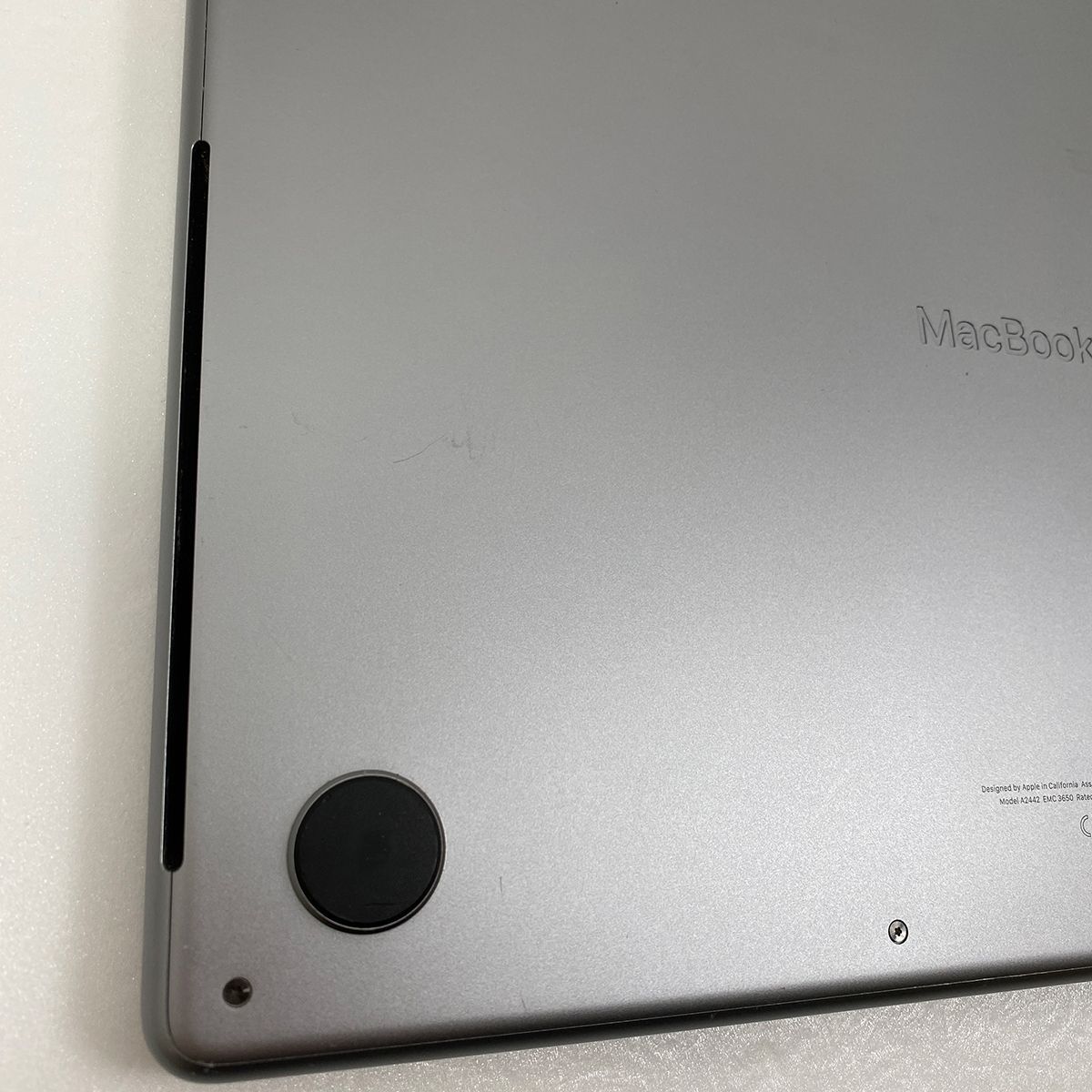 MacBook Pro 14