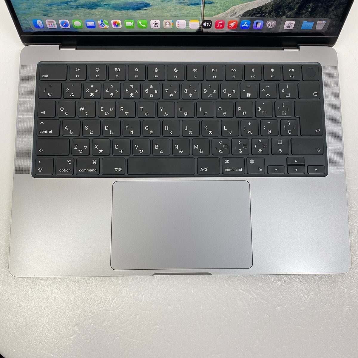 MacBook Pro 14