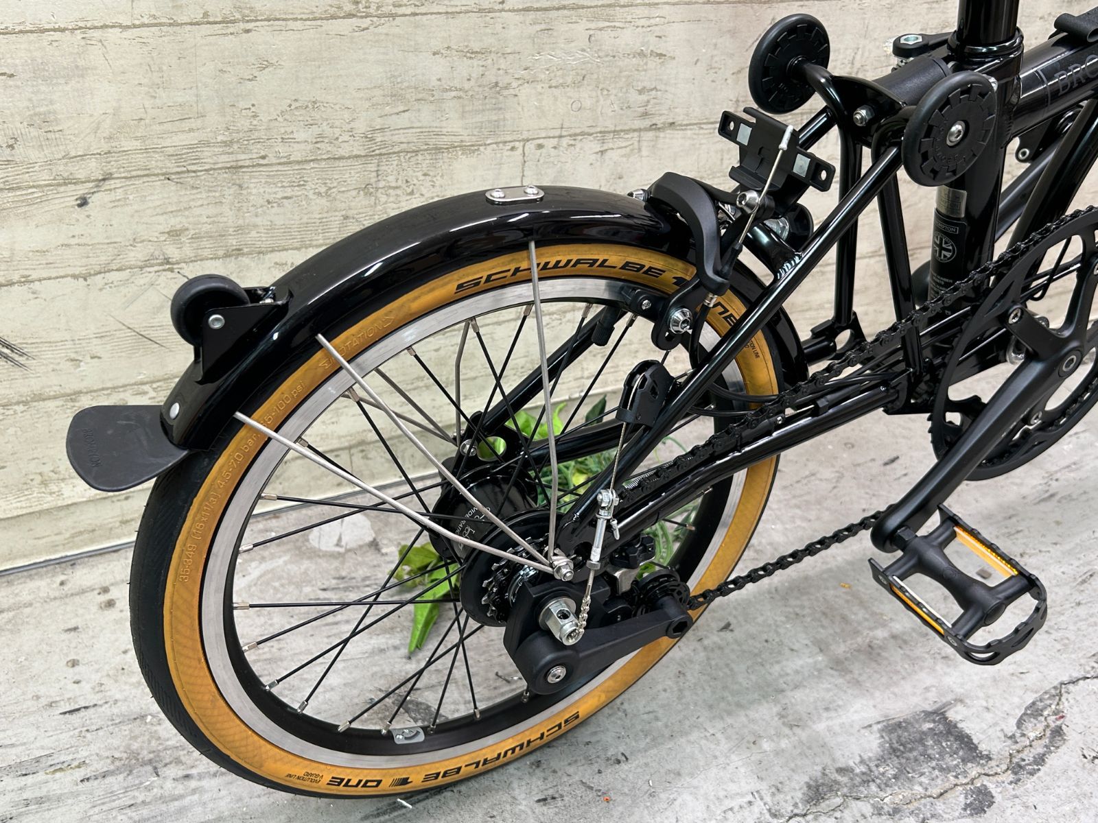 ☆ テルスポ イチ推し!! ほぼ未使用!! BROMPTON P6L-X BLACK EDITION 
