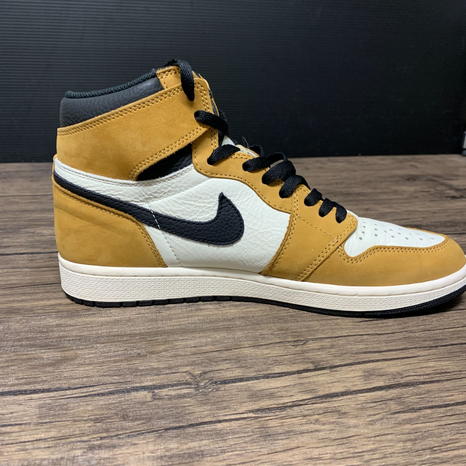 むつ80-042209] [併売] Nike Air Jordan 1 RETRO High OG Rookie of