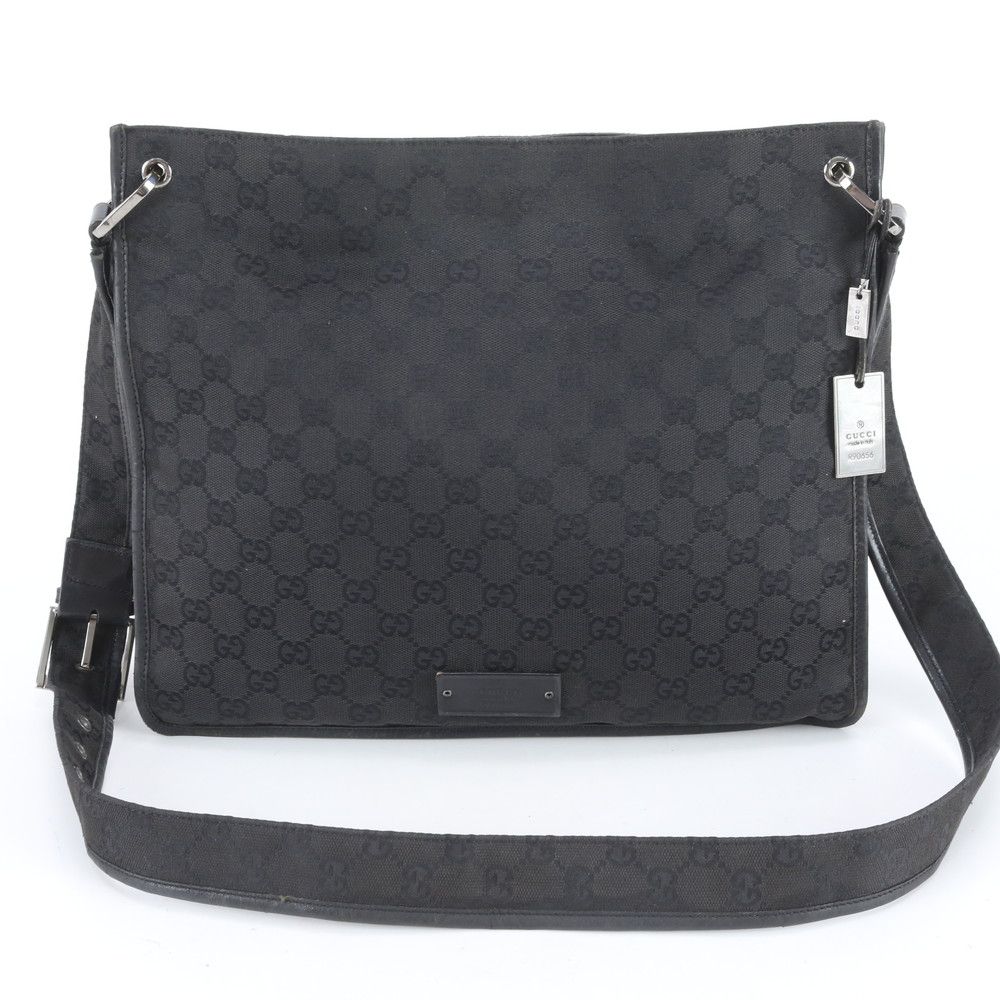 グッチGGキャンバス ブラック ショルダーバッグ シルバー金具 グッチ GG キャンバス 90656 レザー ショルダーバッグ メッセンジャー