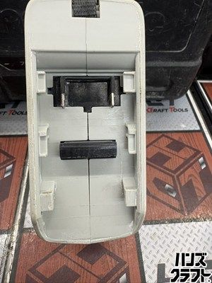 【中古】パナソニック Panasonic EZ4543LE1S-B 充電角穴カッター バッテリ×1・充電器付き【ハンズクラフト佐賀】 パナソニック Panasonic 充電角穴カッター EZ4543の中古 中古C傷汚れ