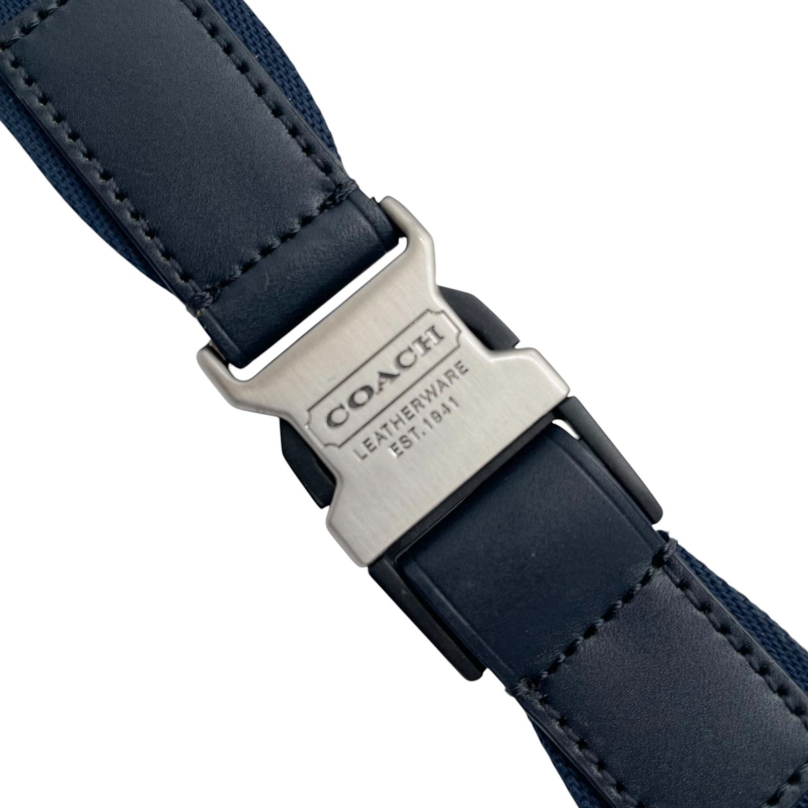 美品！COACH コーチ　ネイビー レザーボディバッグ　トンプソン 70360 送料無料 超美品 COACH コーチ メンズ ボディバッグ トンプソン レザー