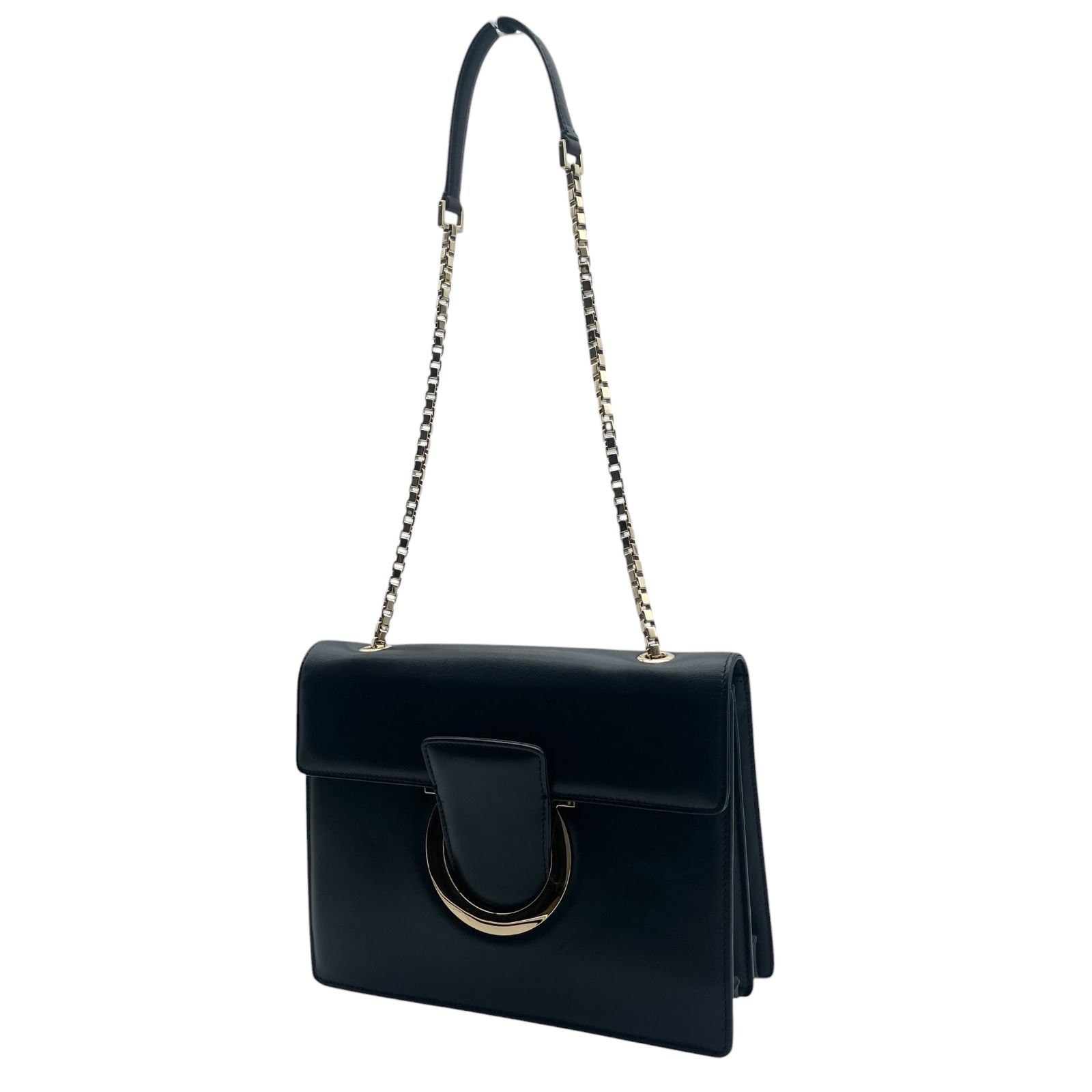 Salvatore Ferragamo サルヴァトーレフェラガモ チェーンショルダー