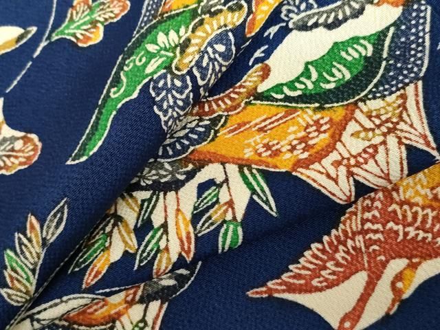 平和屋着物●上質な小紋　紅型　飛鶴風景松文　鬼しぼ縮緬　正絹　逸品　AABH3712cs 平和屋着物○上質な小紋 紅型 飛鶴風景松文 鬼しぼ縮緬 正絹 逸品