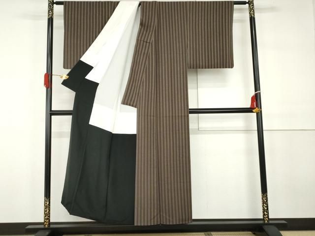 平和屋着物●上質な小紋　縞　正絹　逸品　AABH3715cs 平和屋着物○上質な小紋 縞 正絹 逸品 AABH3715cs - メルカリ