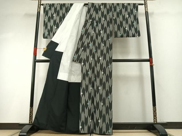 平和屋着物●小紋　矢羽文　洗える着物　AABH4730fy 平和屋着物○小紋 矢羽文 洗える着物 AABH4730fy - メルカリ