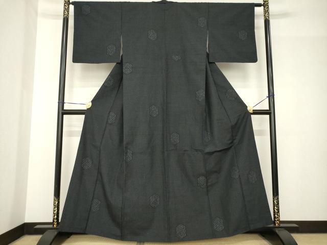 平和屋着物●結城紬　80亀甲　亀甲文　正絹　逸品　AABH5867ck 平和屋着物○結城紬 80亀甲 亀甲文 正絹 逸品 AABH5867ck - メルカリ