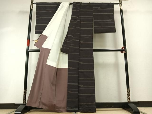 平和屋着物●お召　紗綾形間道　正絹　逸品　AABH4783fy 平和屋着物○お召 紗綾形間道 正絹 逸品 AABH4783fy - メルカリ