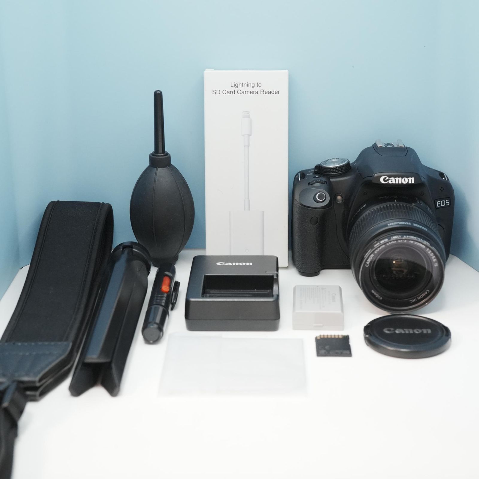 ★Canon EOS kiss X3★スマホ転送●付属品多数●初心者向け  1ヶ月動作補償あり！ 安心のゆうパック代引き発送！ 送料、代引き手数料無料！ Canon EOS kiss X3 一眼レフ スマホ転送OK フルセット 美品 a6332