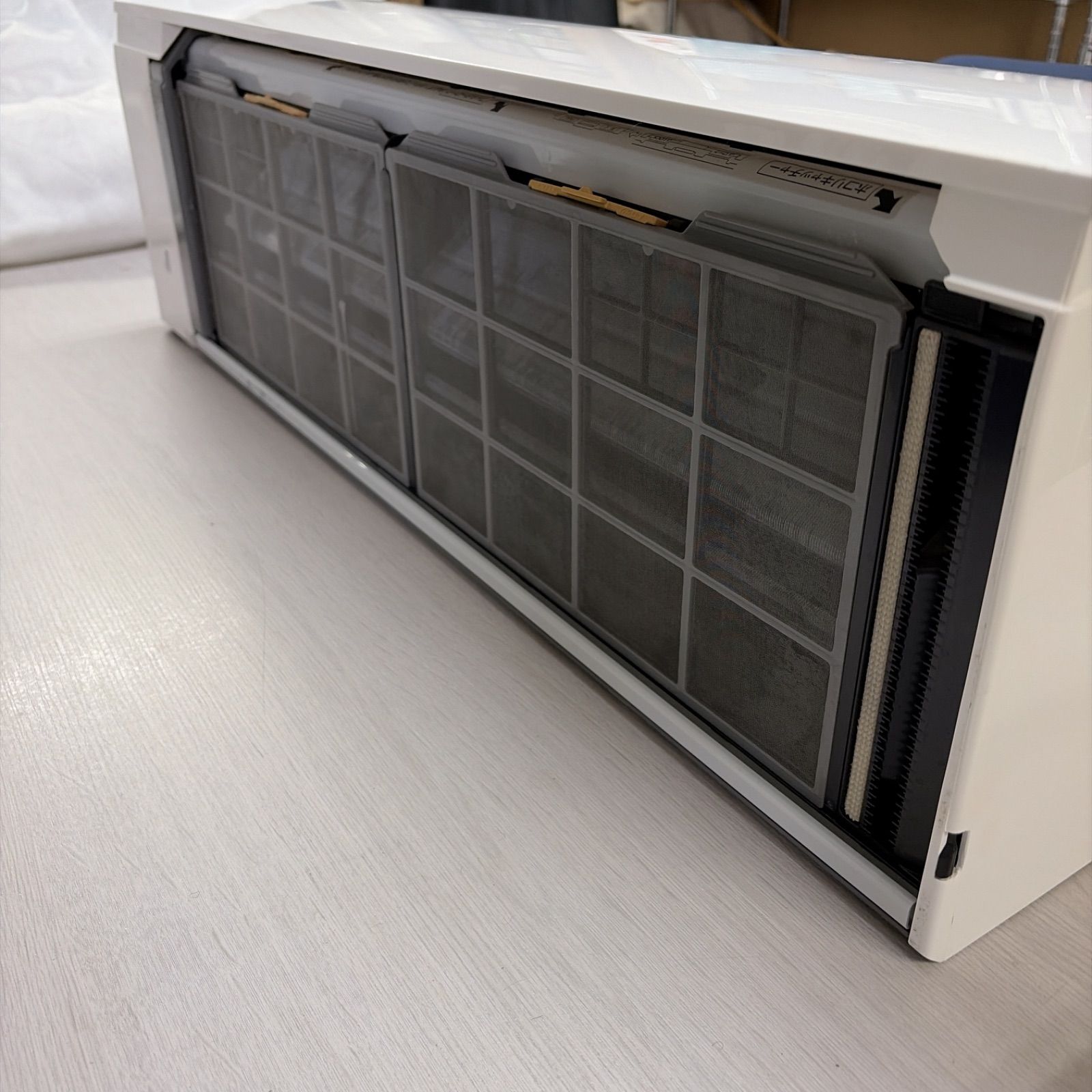 R534☀️ 2025年製の高年式！ HITACHI / 日立 エアコン 白くまくん 
