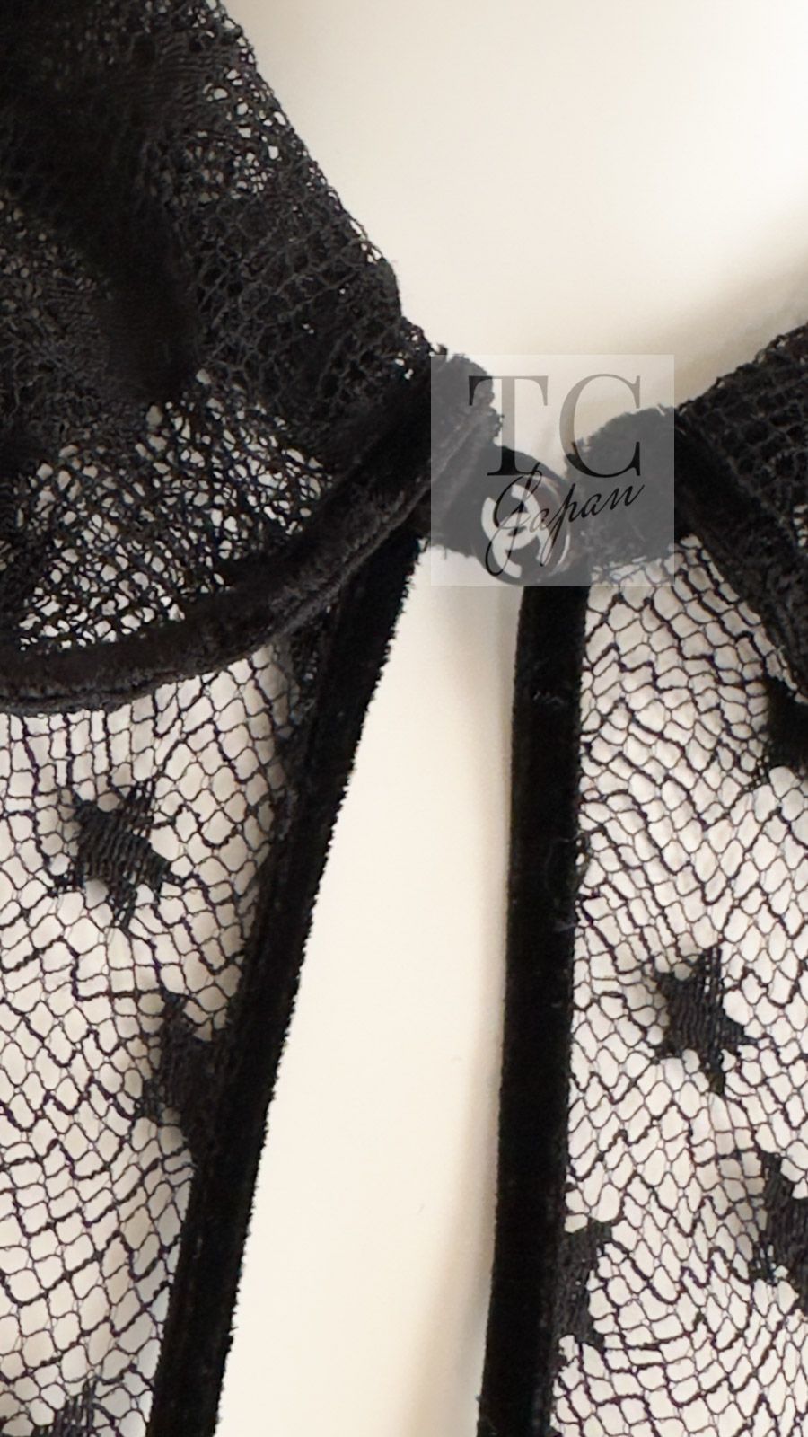 シャネル ブラウス トップス CHANEL ブラック 星柄 半袖 カール・ラガーフェルド 超美品 36 シャネル ブラウス トップス CHANEL ブラック 星柄 半袖 カール