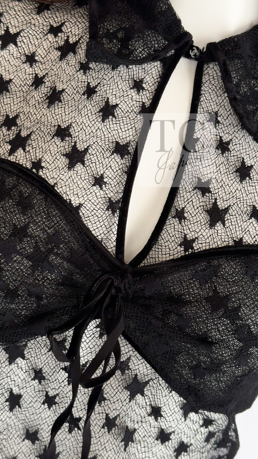 シャネル ブラウス トップス CHANEL ブラック 星柄 半袖 カール・ラガーフェルド 超美品 36 CHANEL - シャネル ブラウス トップス CHANEL ブラック 星柄 半袖