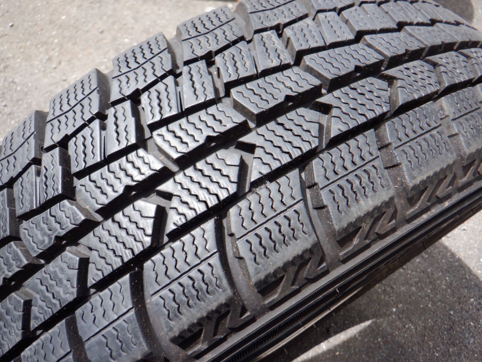 未使用に近い 155/65R14 ダンロップ ウィンターマックスWM02 2021年製