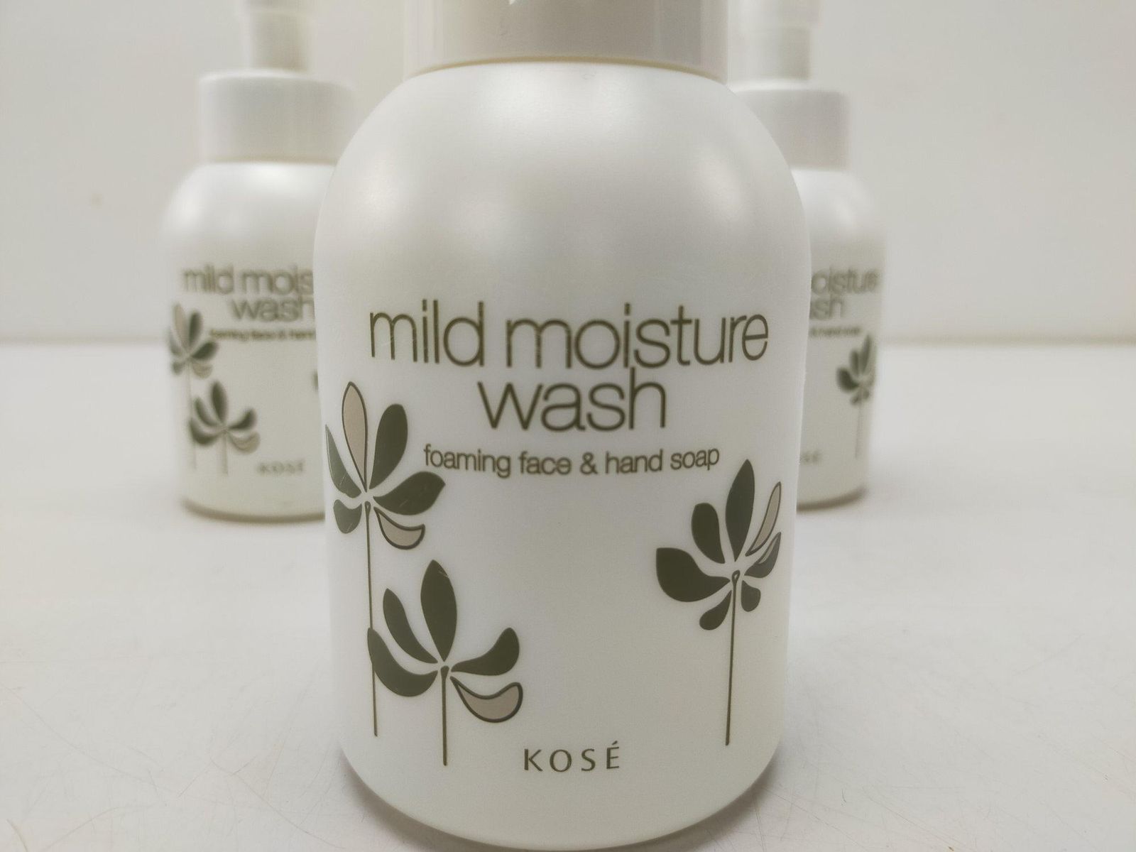 未使用/4本】コーセー マイルドモイスチュアウォッシュ 300ml KOSE 泡