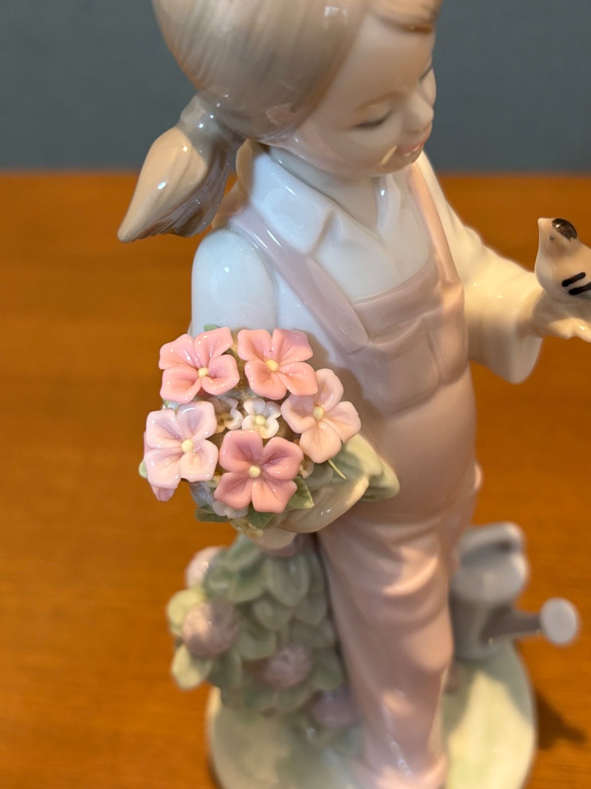 リヤドロ LLADRO 人形 小鳥と話す少女 - メルカリ