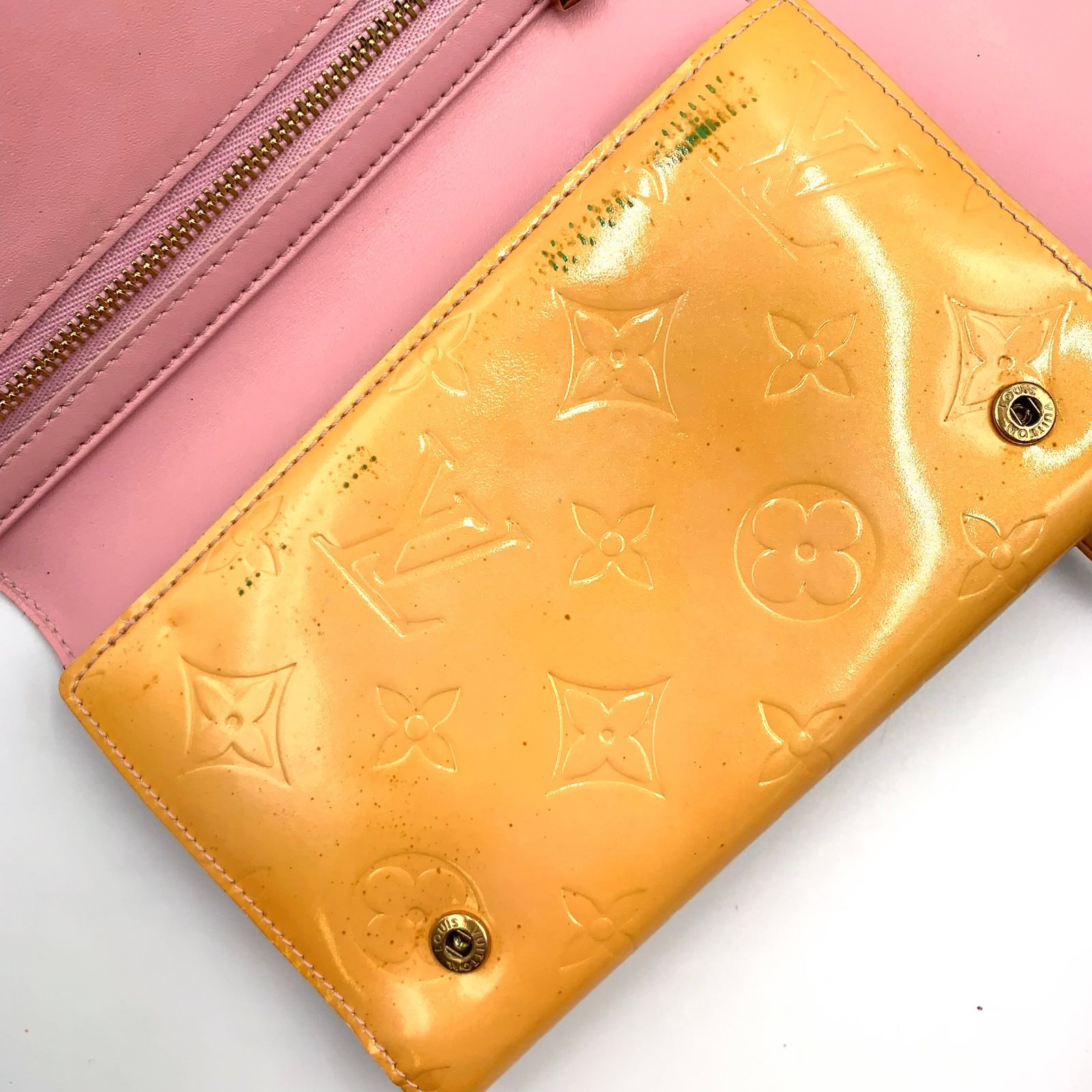 LOUIS VUITTON ウォーカー モノグラムヴェルニ モノグラムヴェルニ 