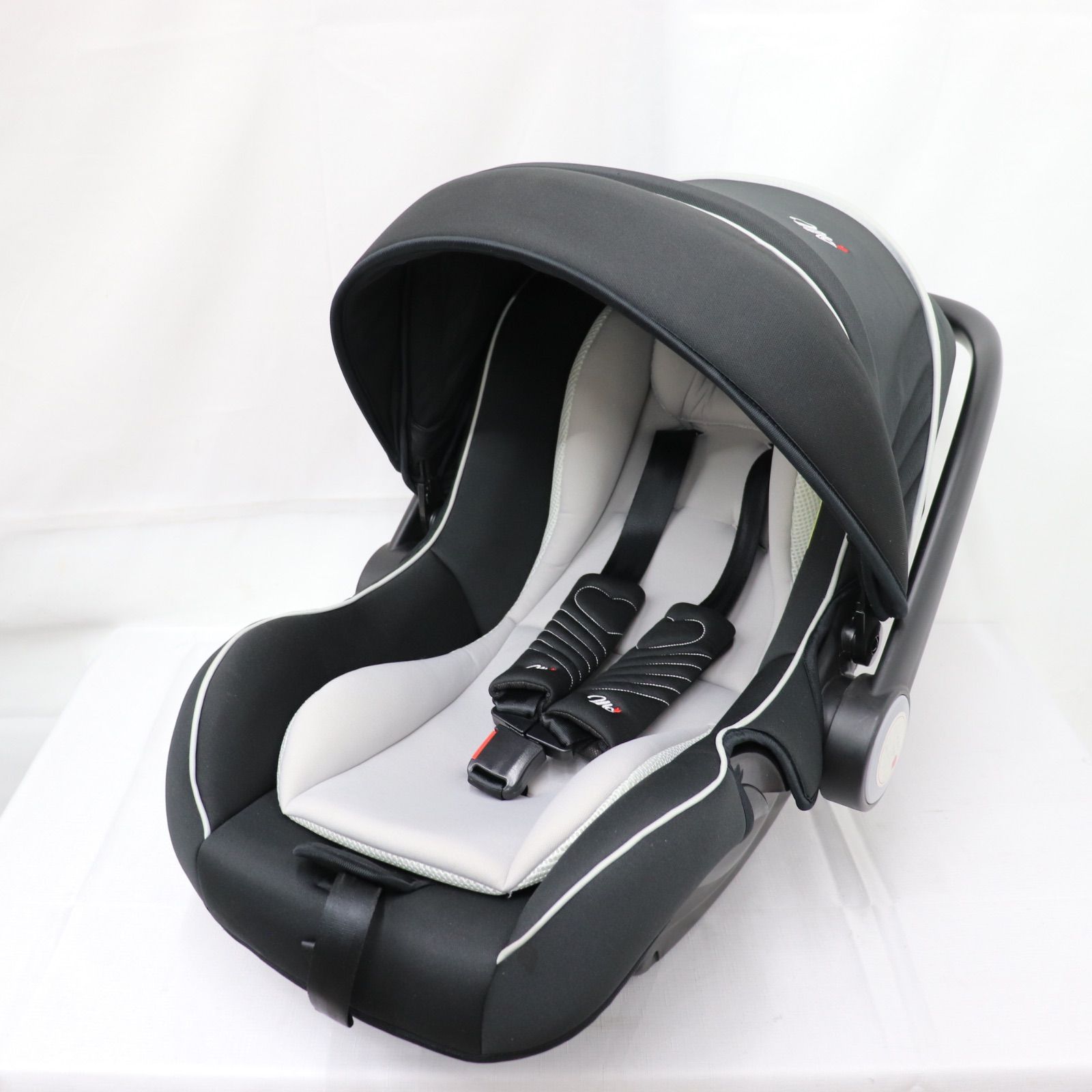 イルドシート マムズキャリー　新生児　MCブライト3 B-5003 極美品】 マムズキャリー MCブライト3 ブライト3 新生児 西松屋