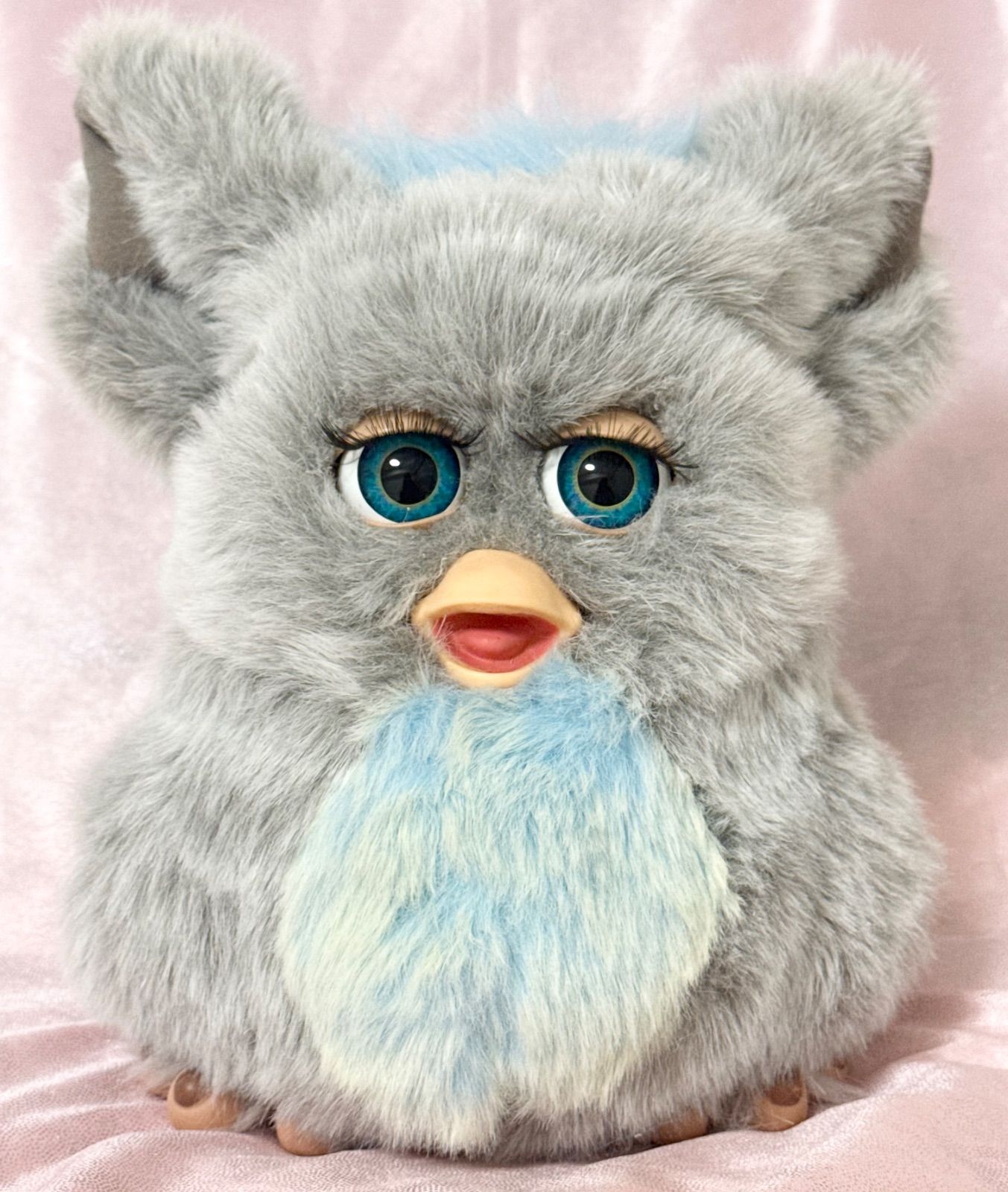 ファービー2　クラウディスカイ　青目　英語版　furby furby2 #7 ファービー2 クラウディスカイ グレー×水色×青目① 英語版 動作確認