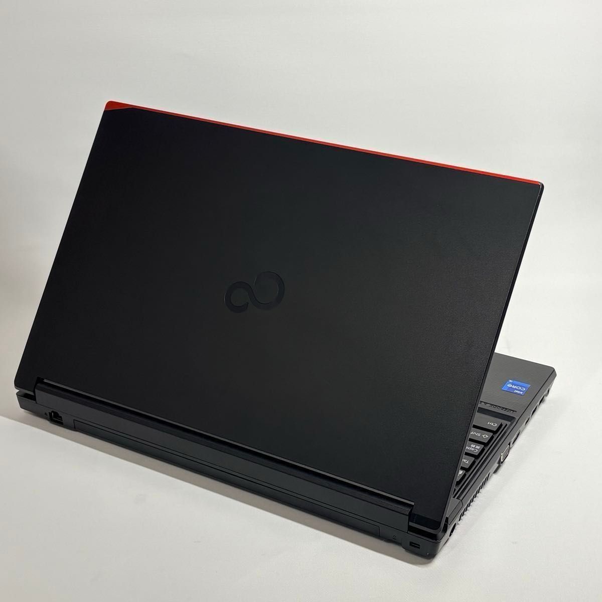 富士通 ノートPC 12世代i5 メモリ40GB 256GB Windows11