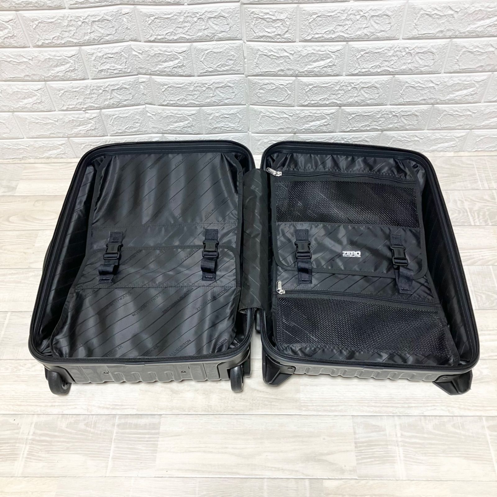 美品 ゼロハリバートン 32L スーツケース ブラック 黒 2輪 - メルカリ