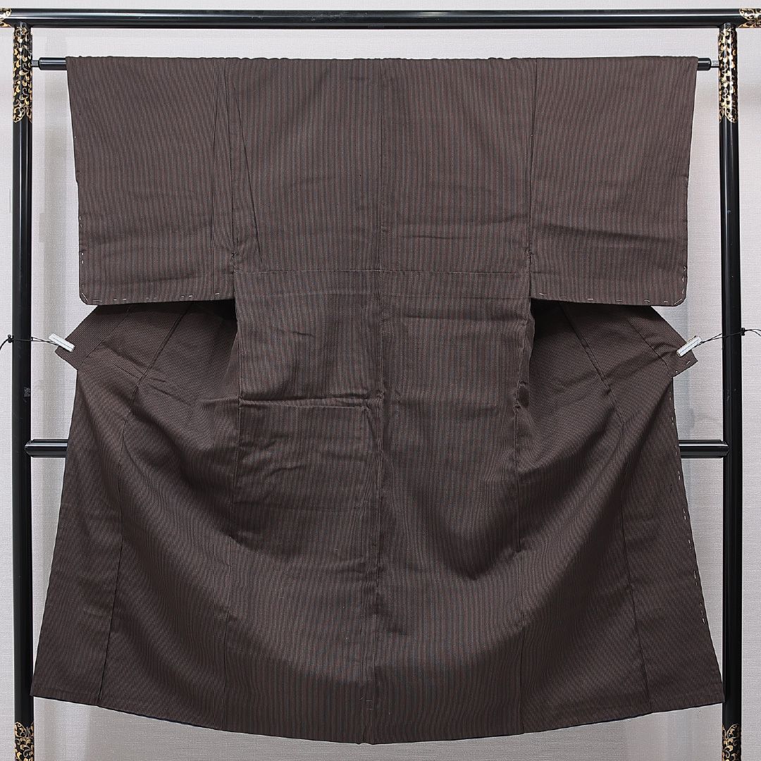 男着物 袷 身丈142cm 裄丈62cm 正絹 Sランク カジュアル 棒衿 Mサイズ 縞 シック 落ち着き 茶系 M4 1224-15766