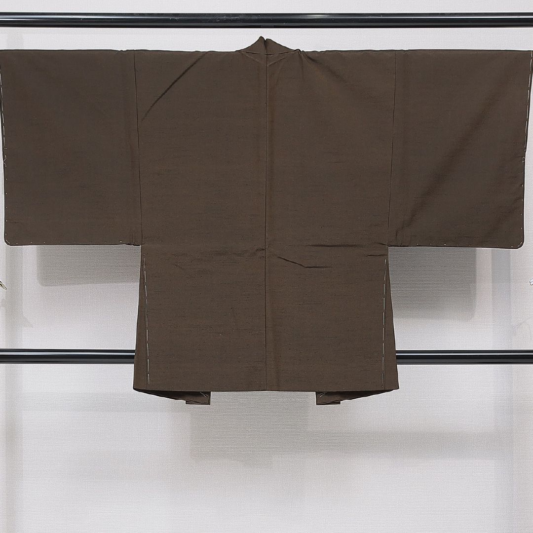未使用品 羽織 男性用 袷 身丈87cm 裄丈68cm 正絹 Nランク カジュアル Mサイズ 無地 シック 落ち着き 茶系 M4 1235-15772