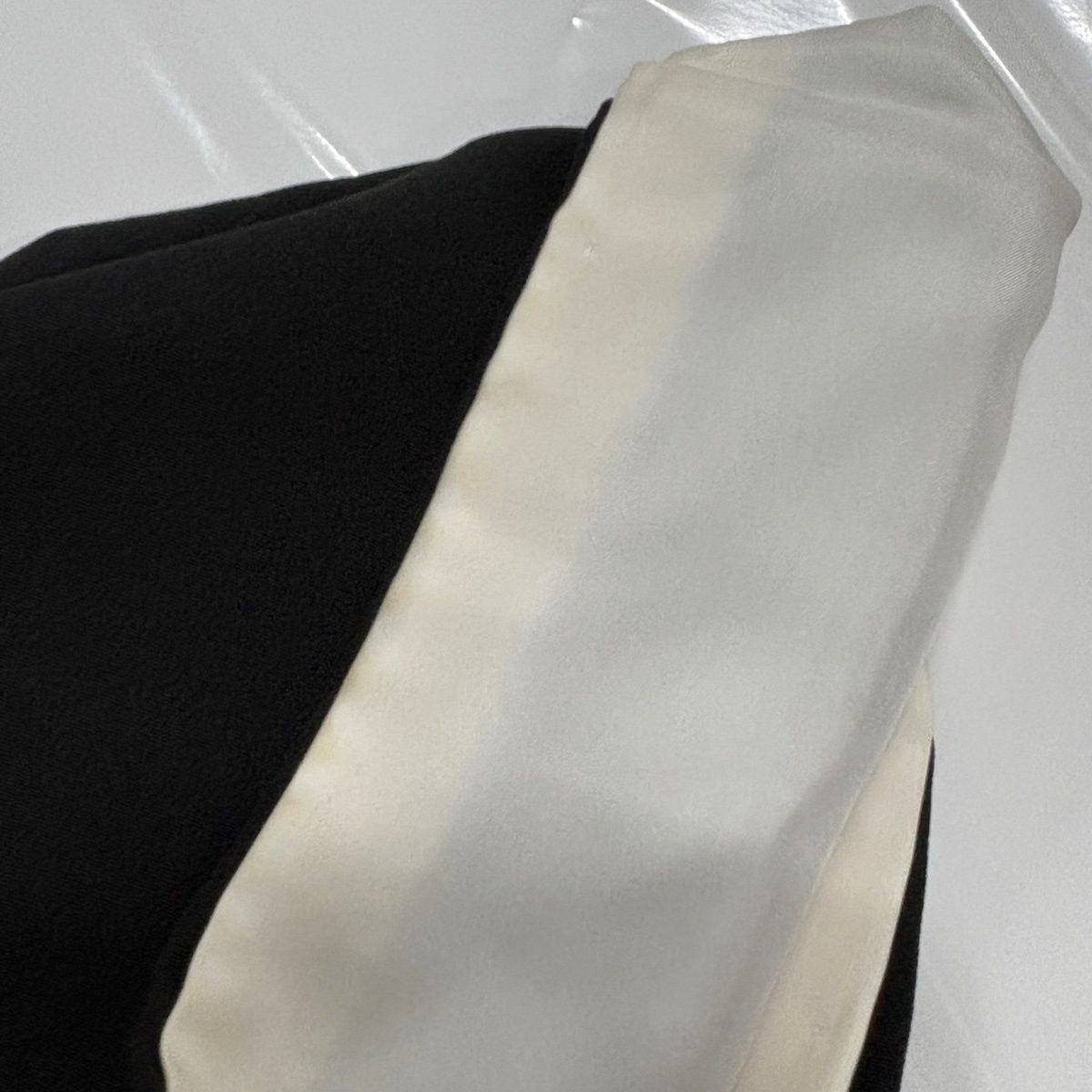 黒留袖 秀品 身丈155.5cm 裄丈63cm 正絹 【中古】 黒留袖 身丈156.5cm 裄丈64cm M 袷 尾長鳥 橘 金銀彩 黒 正絹 秀品