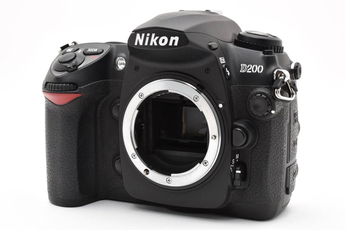 【ショット数2437枚】Nikon D200 ボディ 良品＞Nikon D200 ボディ｜シャッター数16,000枚｜付属品完備｜堅牢