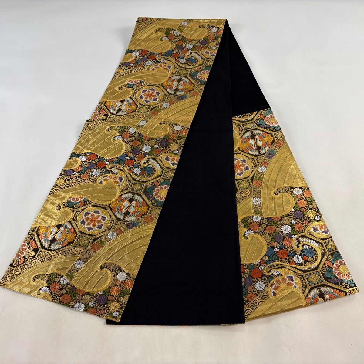 美品】 袋帯 秀品 華文 花丸文 金糸 箔 青緑 六通 正絹 【中古】