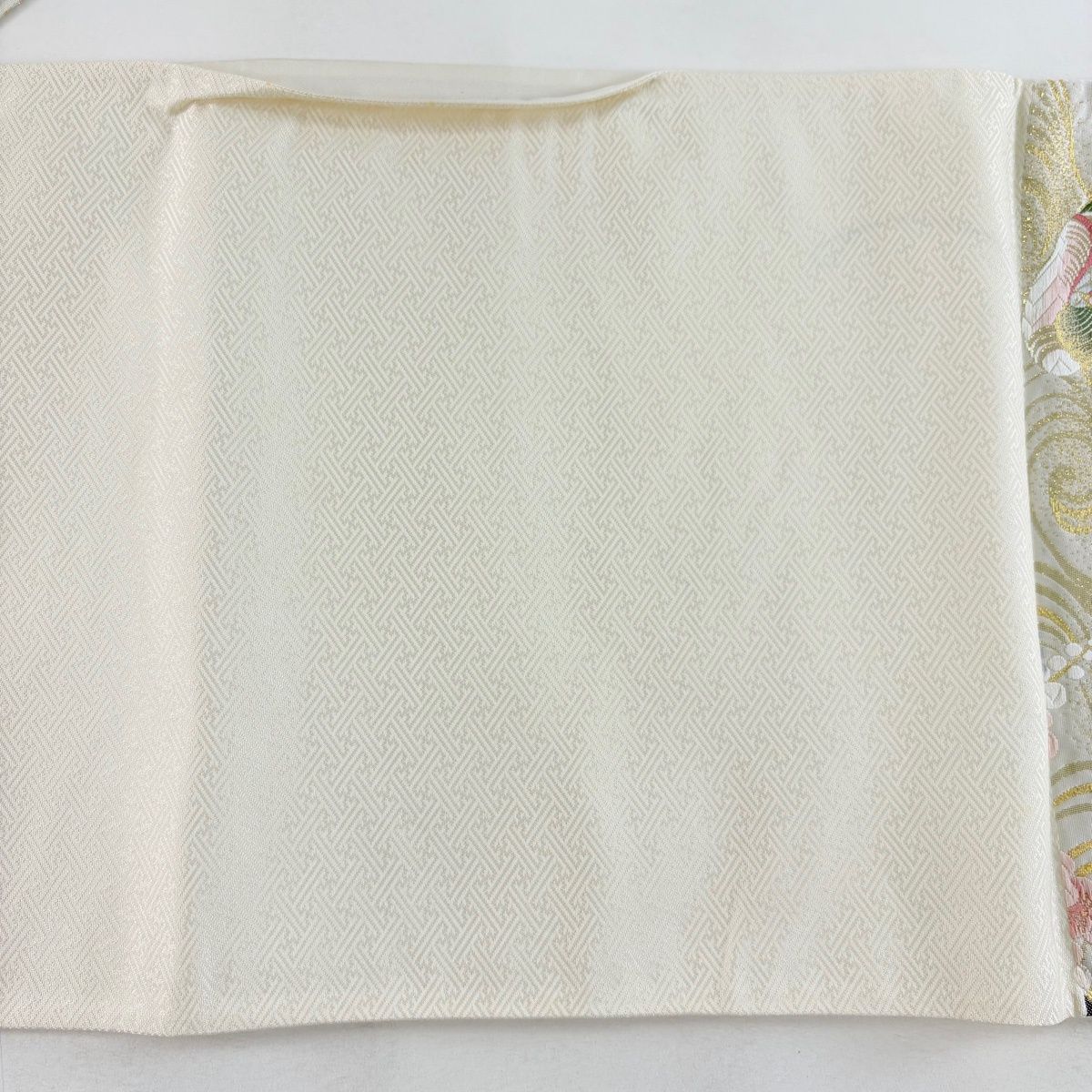 袋帯 秀品 となみ織物 落款 鳥 草花 刺繍 箔 クリーム 六通 正絹