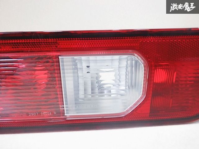 SUZUKI スズキ JC74W ジムニー ノマド 純正 テールランプ テールライト 左右セット LUMAX 2907 JC74W ジムニー ノマド 純正 テールランプ 左右 LUMAX 2907 - メルカリ