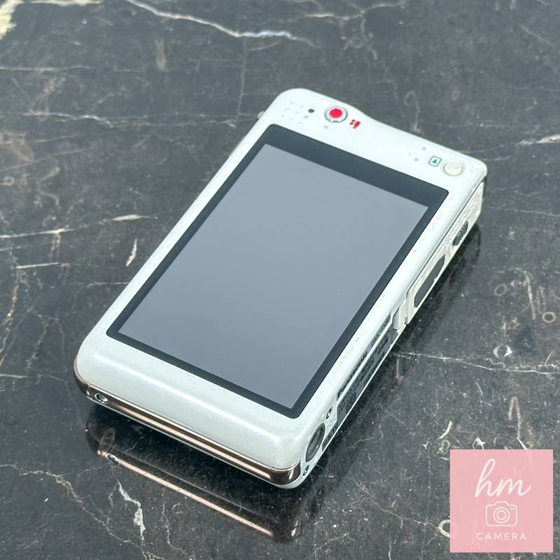 Panasonic LUMIX DMC-FX80 キャンドルホワイト コンパクトデジタル