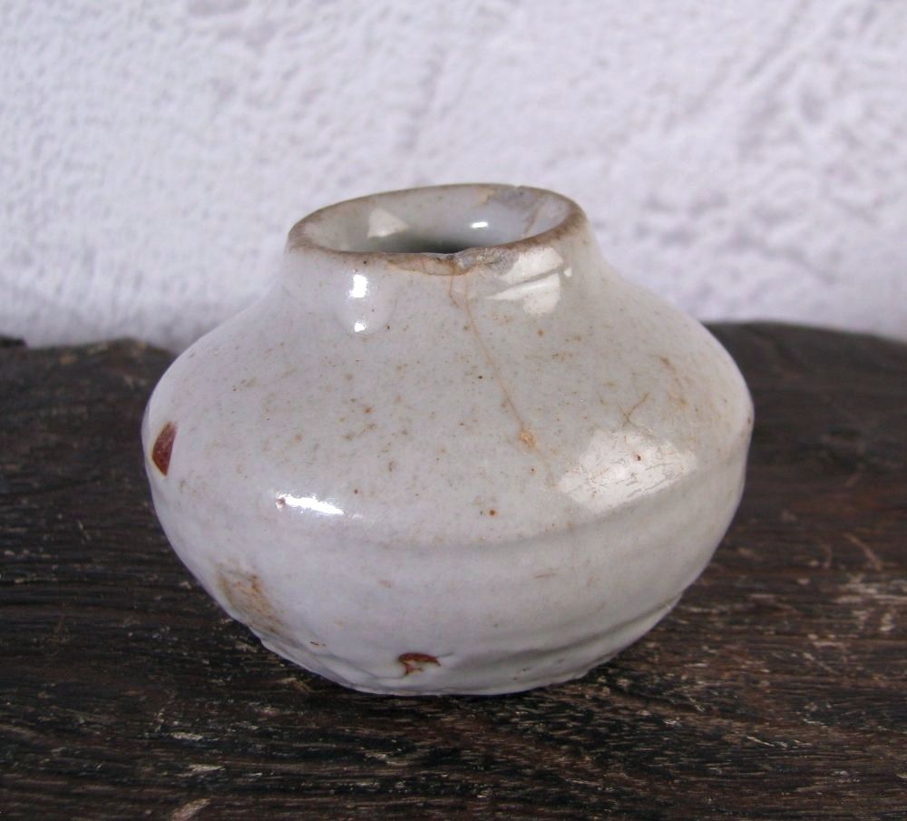 F184 古陶磁 耳付 小壺 高さ6cm 木箱入り 李朝 古陶磁 李朝小壺 幅：6.2cm 桐箱付/26d030 - メルカリ
