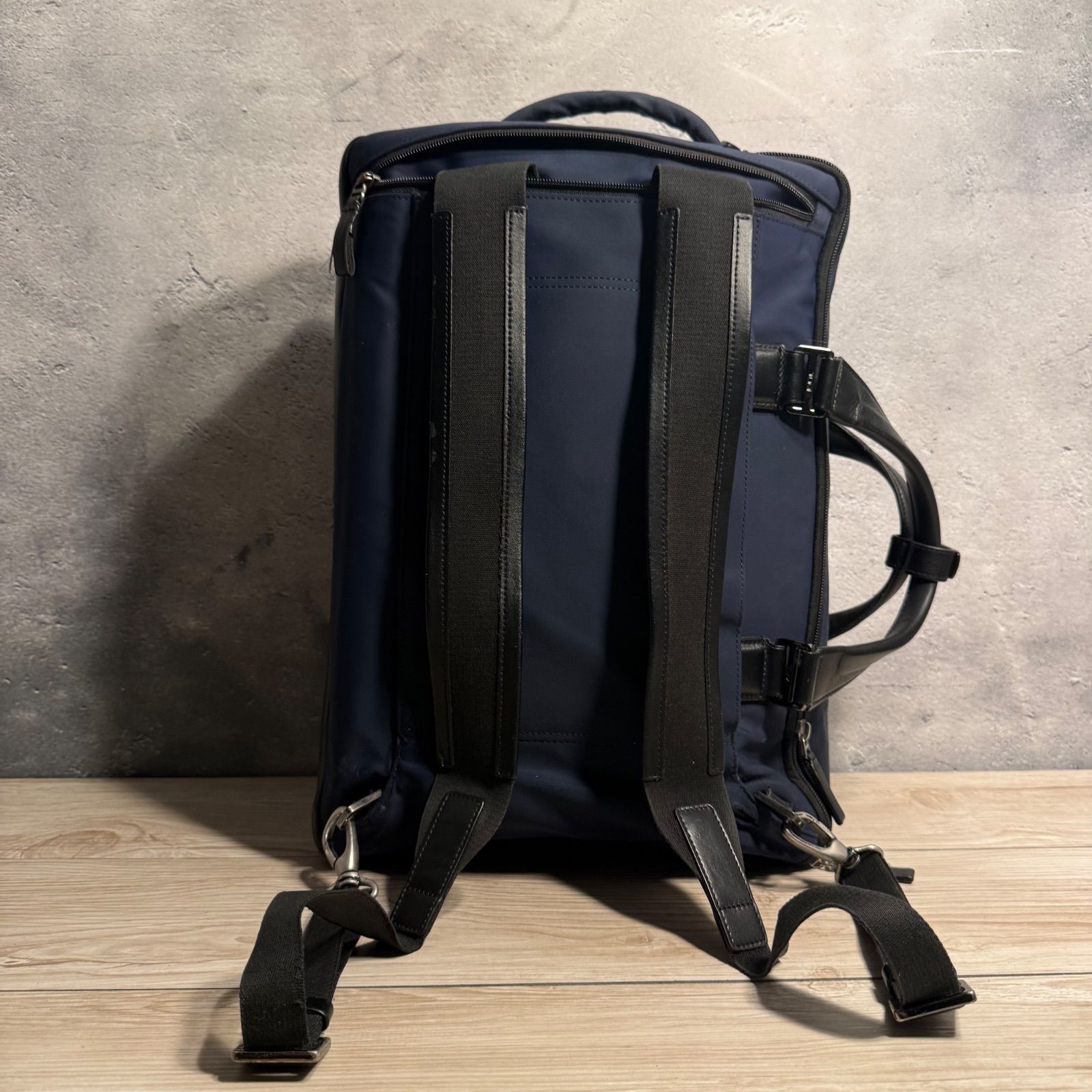 ✨J1-927 トゥミ ハリソン Tumi 3WAY ビジネスバッグ リュック 紺