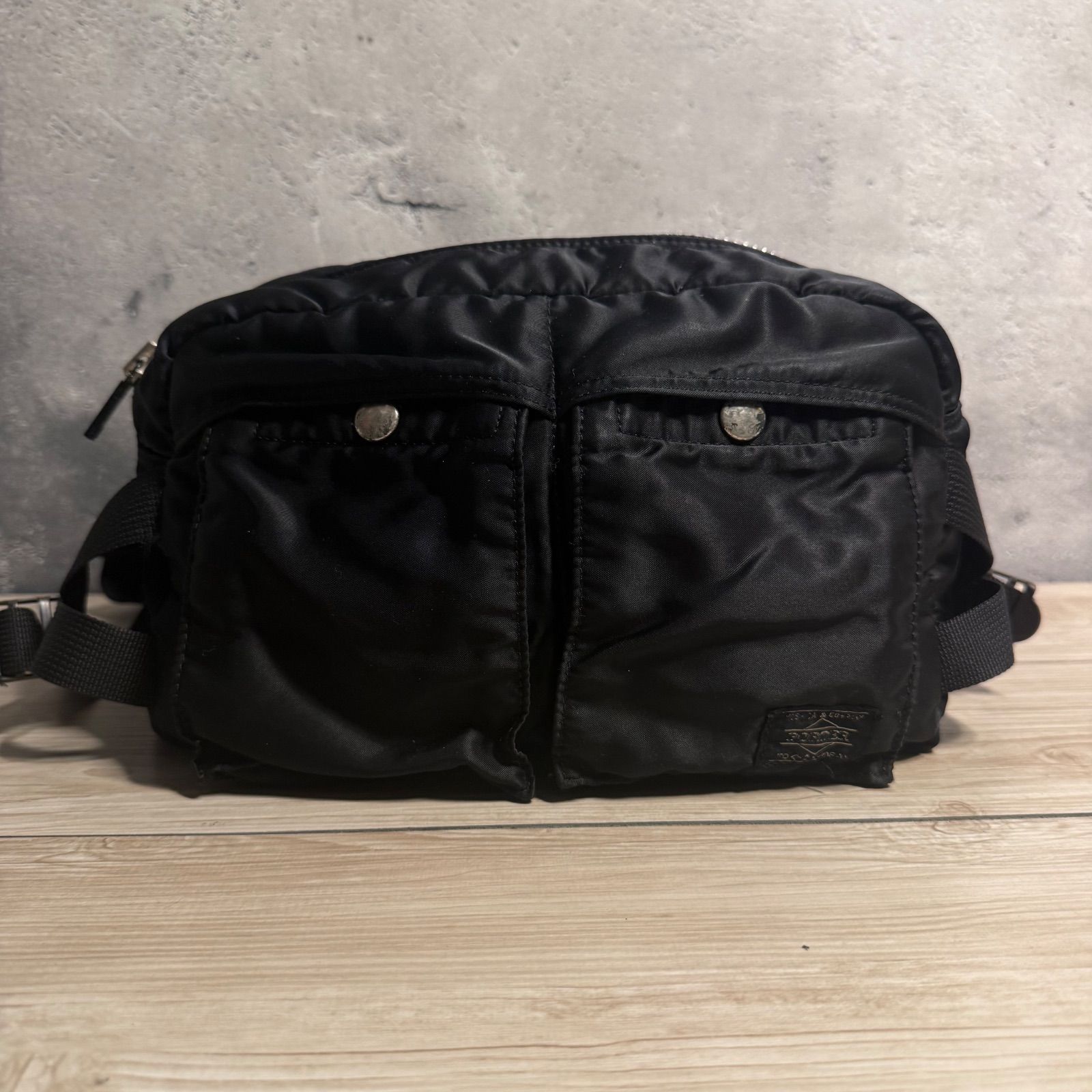 【美品】PORTER タンカー ウエストバッグ ボディバッグ 黒 吉田カバン（YOSHIDA KABAN） ポーター ウエストバッグ ボディバッグ