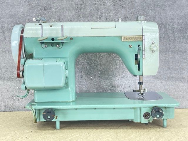 昭和レトロ ジャノメ ミシン MODEL670 【中古】JANOME ハンドクラフト