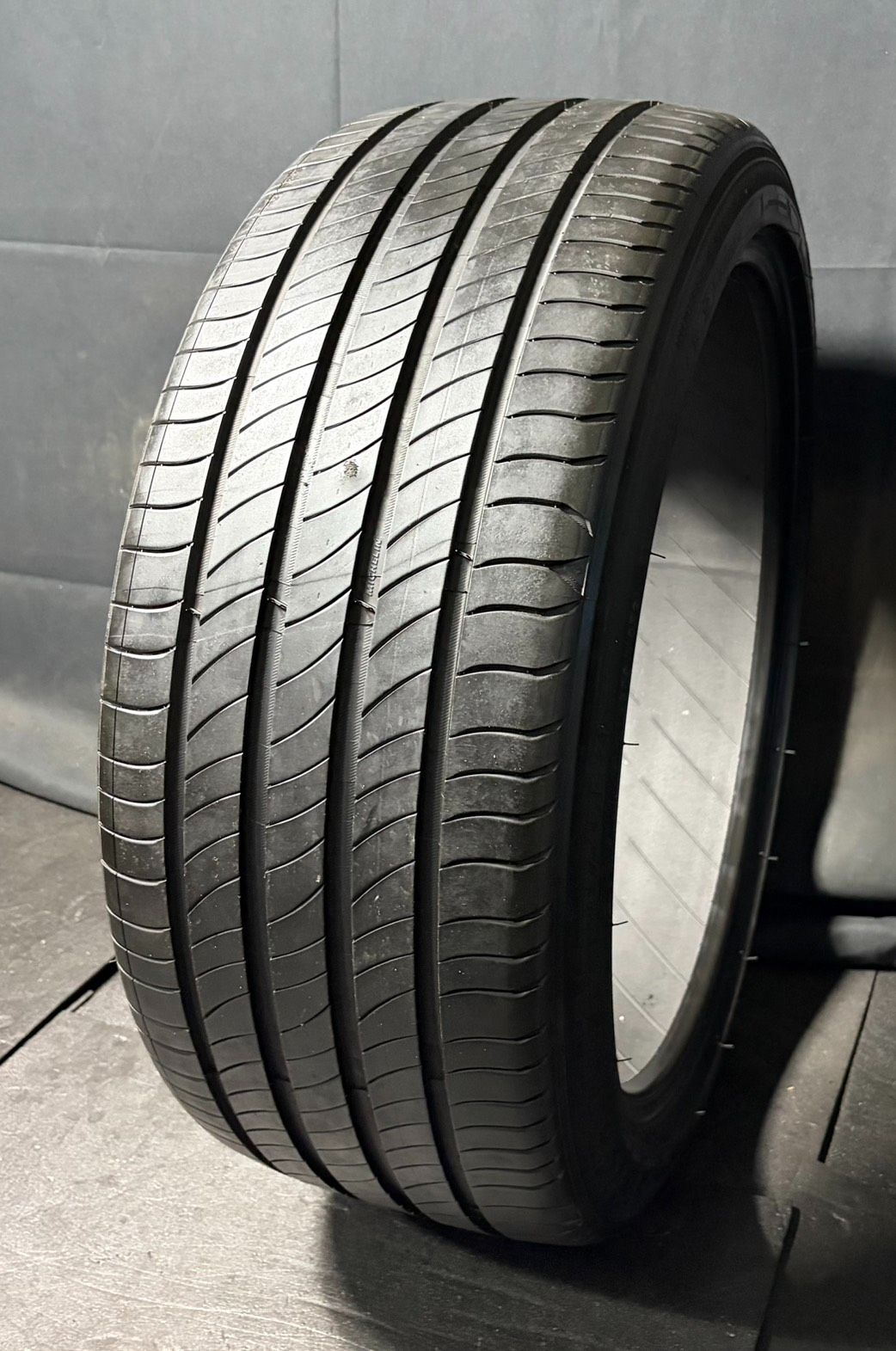 2025年製 約9.5分山 ミシュラン　MICHELIN プライマシー　e･PRIMACY 235/45R21 1本 h_1924