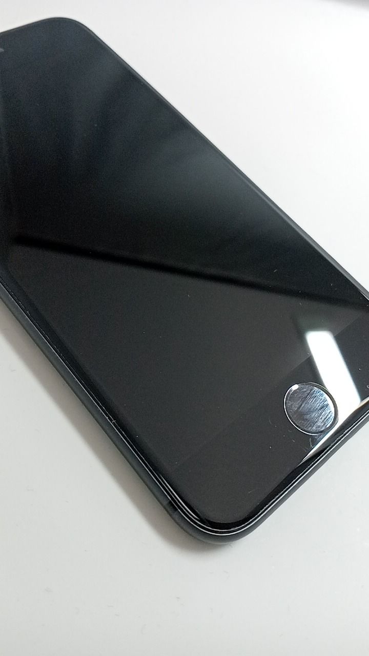 整備済 iPhone8 64GB スペースグレイ SIMフリー - メルカリ